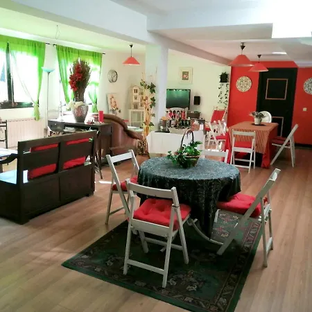House With 4 Bedrooms In With Enclosed Garden And Wifi Holiday home *